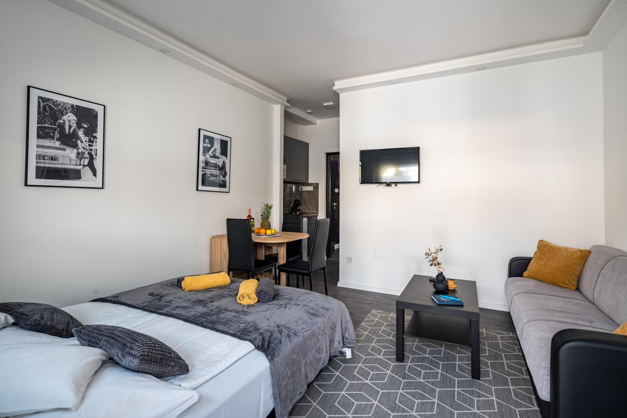 Balatonic Lemon Apartmanhaz Siófok Exterior foto