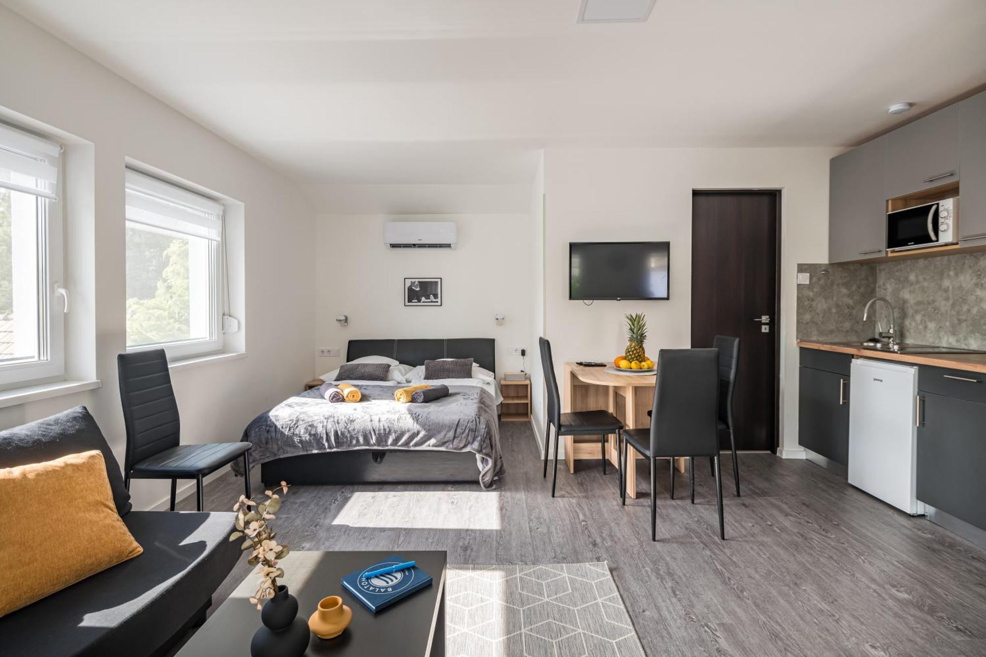 Balatonic Lemon Apartmanhaz Siófok Exterior foto