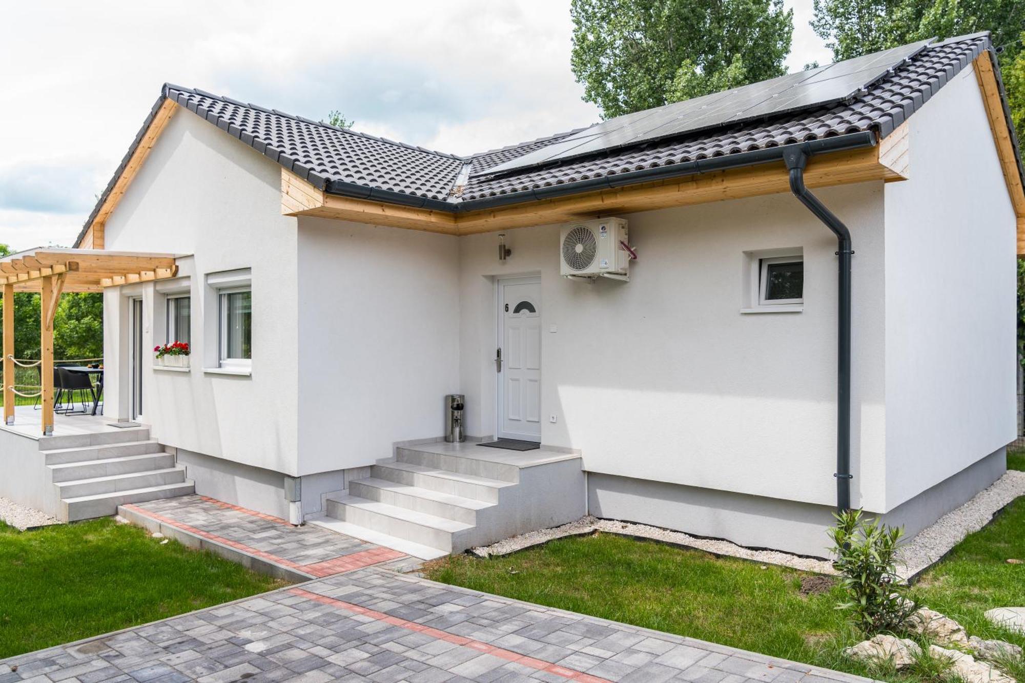 Balatonic Lemon Apartmanhaz Siófok Exterior foto